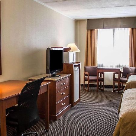 Baymont By Wyndham Youngstown Esterno foto